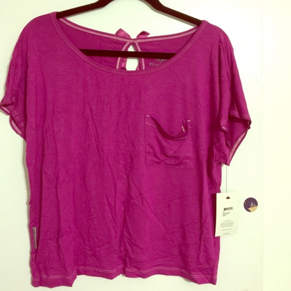 UGG sleapwear top with bow tie G1